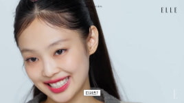 제니, 숨기지 않는 명품 사랑…CC마크 미니백은 아이코닉