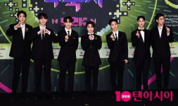 [TEN 포토] 팬타곤 남다른 카리스마
