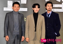[TEN 포토] 황정민-강기영-현빈 영화 교섭 주역들