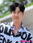 [TEN포토] 신성 클래스가 다른 비주얼