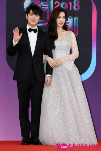 최민환·율희, 결혼 5년 만에 파경…20세에 혼전임신→출산 후 백년가약→결국 이혼[TEN이슈]