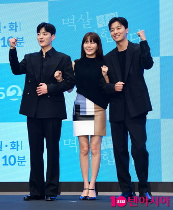 [TEN포토]김하늘-연우진-장승조 '멱살 한번 잡힙시다 주역들'