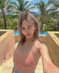 42세 한예슬, 비키니 입고 고운 자태·섹시美 과시 [TEN★]