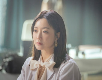 김희선, 미모가 반칙이네…