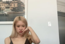 블랙핑크 로제, 민낯도 예쁘네…어딘가 달라진 듯한 눈매에 폭발하는 분위기
