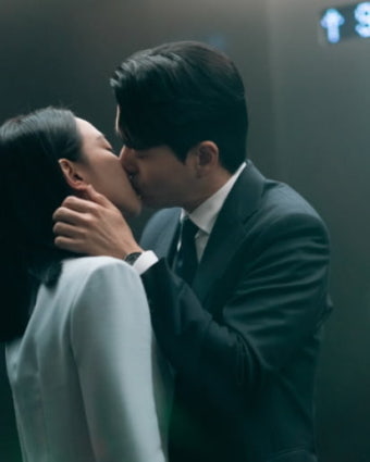 이진욱신혜선, 헤어졌다며…별안간 폭풍 키스, 8년 사귄 짬 나오네('나의해리에게')