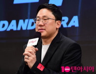 [종합] 노래 못해도 돼 박진영, 다 내려놨다…오로지 스타성만 보는 신개념 오디션 더 딴따라