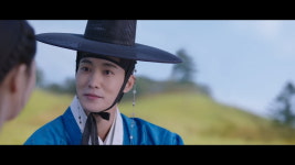 장률, 능글맞은 직진남 다 됐네…♥고아라에 쉬운 길은 재미없어 (춘화연애담)