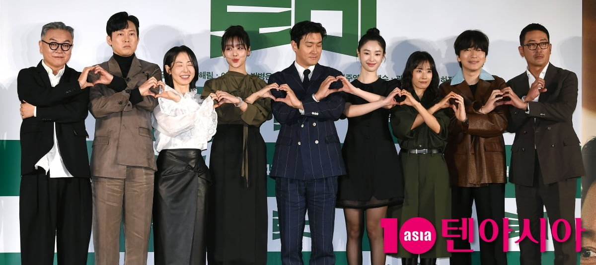하정우 급성 맹장 수술로 <로비> 시사회 불참, 쇼박스 빠른 쾌유 바람
