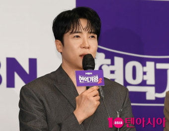 [공식] '동치미' 강제 하차 논란 속…에녹, 박수홍·최은경 13년 바통 이어받았다