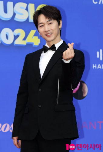 '46세' 장우혁, 김정은 닮은꼴 플로리스트와 핑크빛…