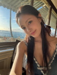 효민, '10살 연상'과 달달 데이트…'S대 금융맨' 사진까지 잘 찍어