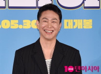 오정세, 힐링되는 아빠 미소[TEN포토+]