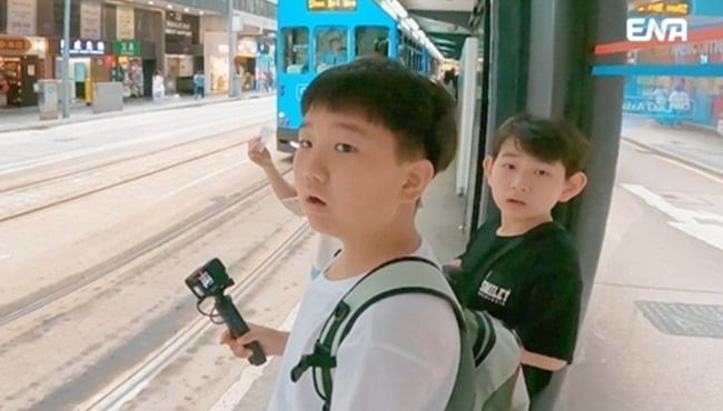 장윤정의 딸 하영, 홍콩 여행 중 위기 극복…도도프렌즈의 아름다운 우정 여행