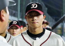 0%대 시청률 또 못 벗어났는데…현빈 닮은꼴 '얼굴 천재' 박종혁 등판했다 ('최강야구')