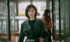 김지원, '눈물의 여왕' 2년 만에 기쁜 소식 전했다…이번엔 의사로 변신 ('닥터X')
