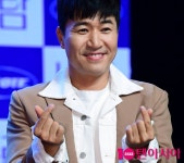 '11살연하' 김종민, 결혼 2년 만에 아빠된다…