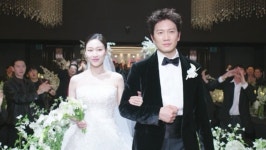 '아파트' 지성, 하윤경과 결혼식 올렸다…100억 노리는 가짜 가족