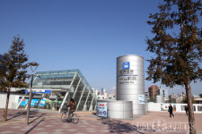 교세라돔으로 오실 때는 대중교통을 이용하세요!