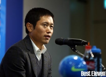 “모든 분들께 감사드린다”… ‘레전드’ 이영표 은퇴 기자회견 열려