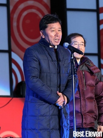 [b11포토] 정해성 위원장, 축구대표팀에게 뜨거운 성원을 부탁드립니다.