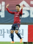 [b11포토] 서명원, 나와 함께 세리머니를~
