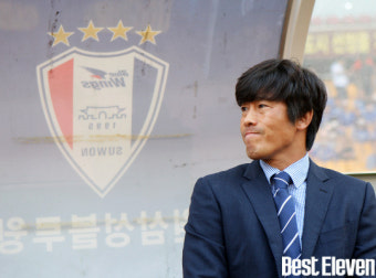 [b11포토] 서정원 감독, '홈인데 승리해야지!'