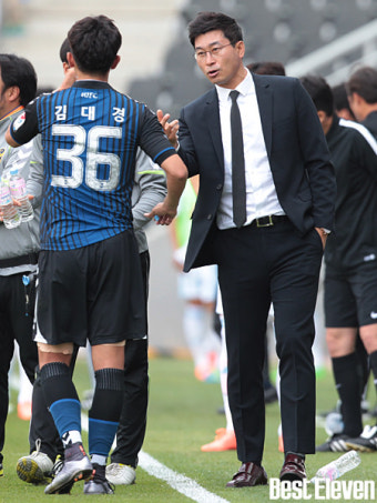 가정의 달 5월을 맞이하는 축구 감독의 삶
