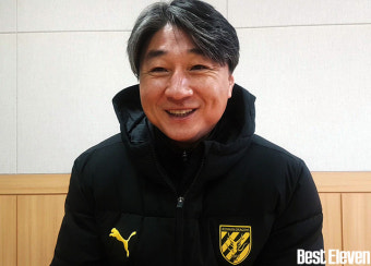 [피치 피플] 전경준 감독, “프로에서 중요한 건 ‘이기는 축구’다”