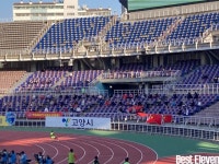 육성 응원 금지 보란 듯 무시한 중국 관중, “짜요”가 웬 말