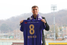 [오피셜] 안양, 브라질 U-17 대표 출신 MF 안드리고 영입