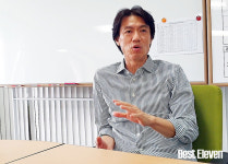 [피치 피플] 4강 신화 캡틴 홍명보의 회고 ② 한 번이라도 이기고 싶었다