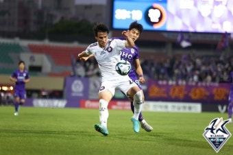 [b11 현장] '박재용 결승골' 안양, 연패 사슬 끊고 1-0 승리… 청주, '리그 4연패+4G 무득점' 늪 빠졌다