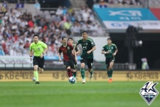 [b11 현장] 전북 잡는 미친개 박동진 동점골 → 서울, 전북전 1-1 무승부로 승점 추가… 37,008명 운집한 어린이날 상암벌