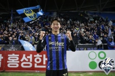 [b11 현장] 01·03, 그리고 04년생이 당긴 인천 희망의 불씨, 88년생 맏형도 응답하다