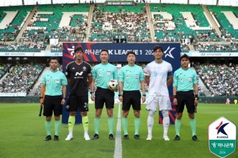 [b11 현장] 전주성 티아고 격정의 셀레브레이션→ '반전의 전북', 현대가더비에서 울산 2-0 제압… 신입생 안드리고도 골망 흔들어