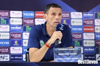 [b11 현장] 전북 데뷔전 4-0 완승… 포옛 감독, 