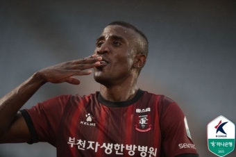 [BE.현장] 몬타뇨 행운의 골 터졌다! 부천, 화성 1-0 잡고 5위로… 'K2 상위권 더 격렬해졌다'