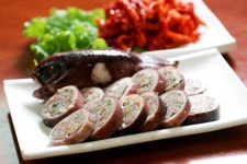 오징어 순대 만들기… 술 안주로도 제격!