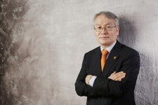 코오롱웰케어, 새로운 약국모델 제시하겠다