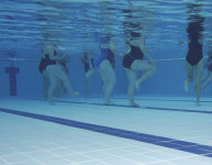 근력, 혈액순환 좋게 하는 목욕탕 속 걷기 운동