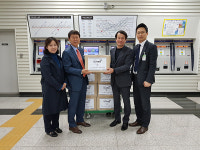 나누리병원, 주안역에 황사마스크 3000개 기증