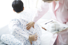 수술 후 아픈 게 당연? 충분히 없앨 수 있습니다