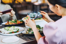 고혈압은 소금, 이상지질혈증 OO 조심… 만성질환 식사 가이드 