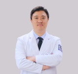 아이리움안과, 렌즈삽입술로 8년 연속 ‘EVO+ICL 베스트센터’ 선정