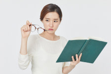 눈이 뾰족해진다? 원추각막, 20~30대 환자 많아