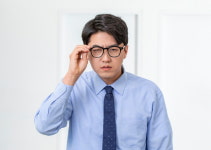 3대 실명 질환… 고도근시라면 정밀 검사 필요
