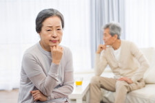 엄마는 신경질, 아빠는 무기력… 성격 바뀐 부모님, 왜?