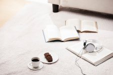 뜨끈한 바닥에서 자주 하는 ‘이 자세’가 노화 앞당긴다