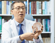 치매는 돌이킬 수 없는 질환? 한방 약물로 호전될 수 있다